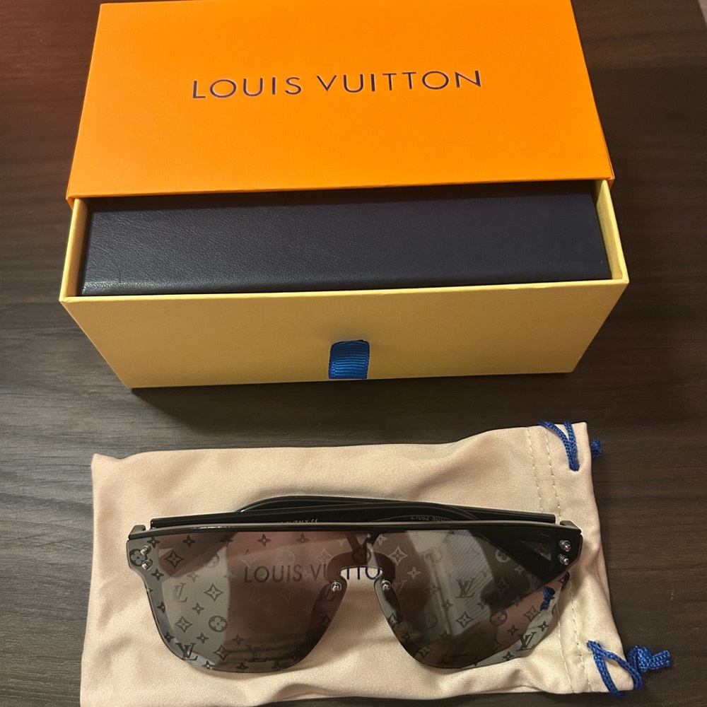 Louis Vuitton Black and Silver Sunglasses